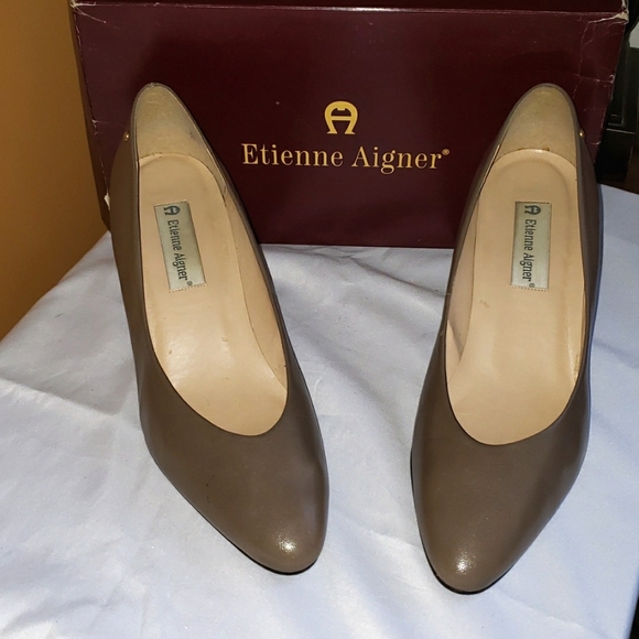 Etienne Aigner Shoes - Etienne Aigner Priscilla Leather Vintage Pumps Sz-9M